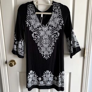 PinkBlush Black and White Printed Tunic